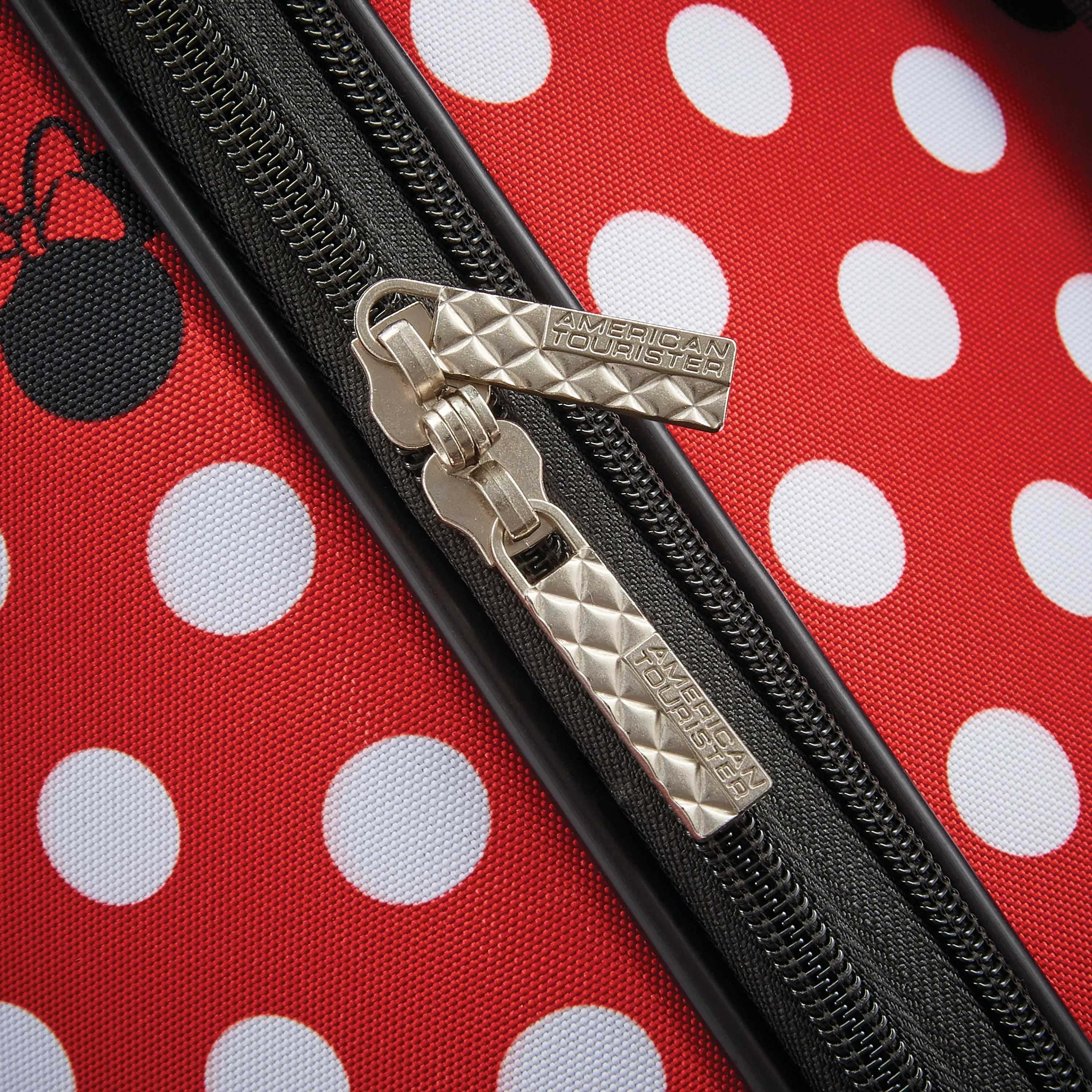 American Tourister Disney 21" Softside Spinner