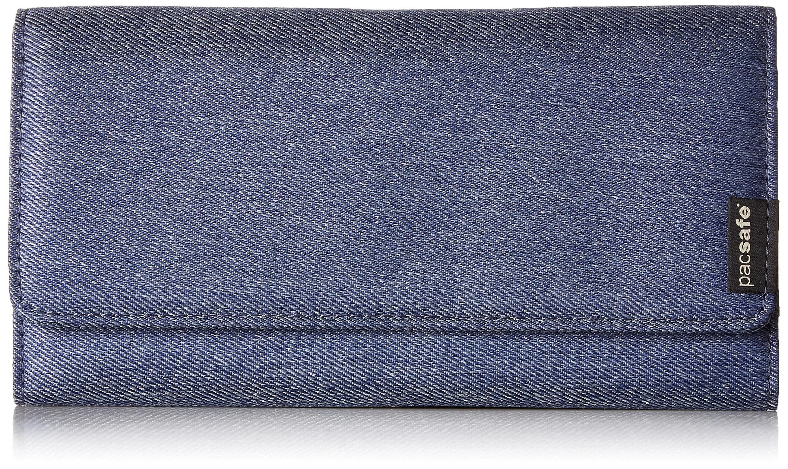 Pacsafe RFIDsafe LX200 RFID blocking clutch wallet
