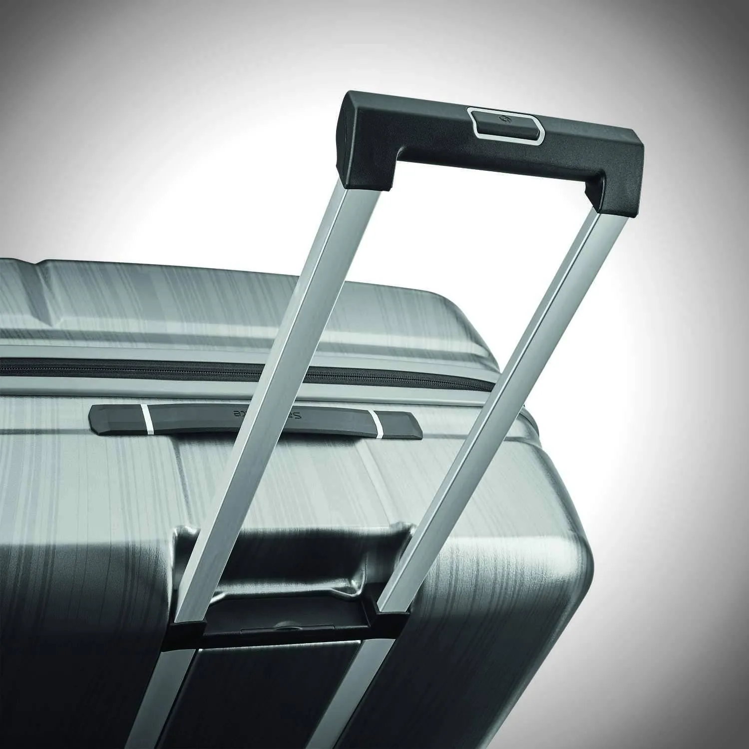 Samsonite Etude 20" 4-Wheel Carry-On Luggage
