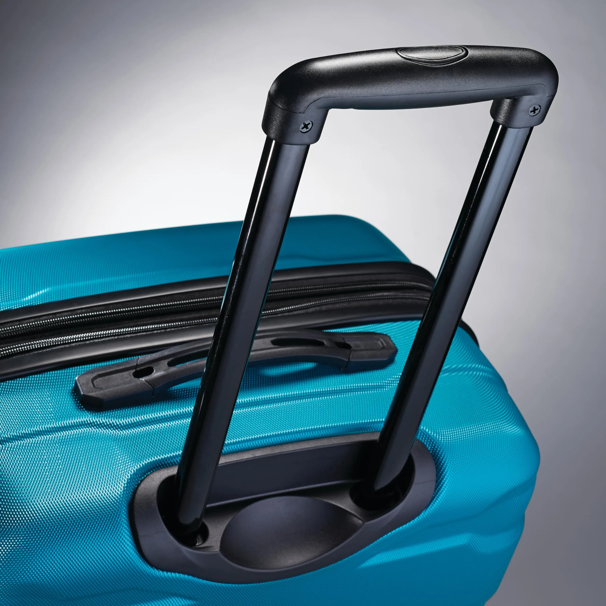 Samsonite Omni PC 2 Piece Set (20"/28") Hardshell 4-Wheel Luggage Sets