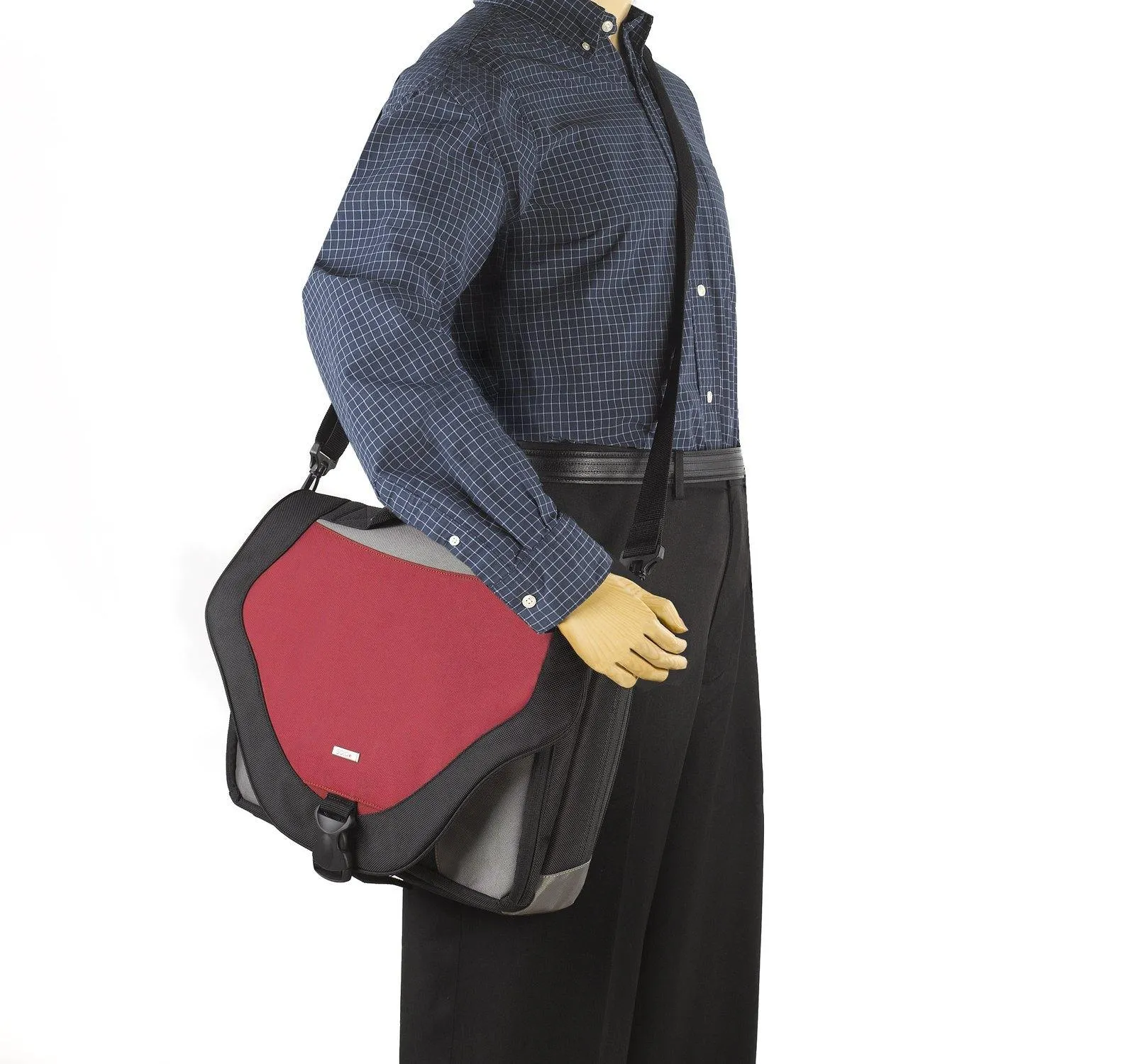 Solo Pro 15.6" Laptop Backpack