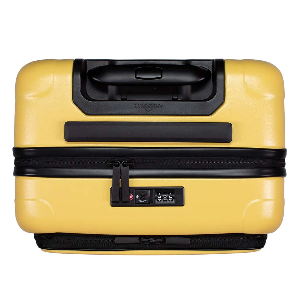 The Zipper Carry-On Max with Front Pocket
